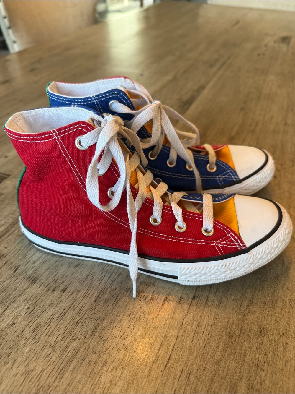 Converse Sneakers, Kids Size 3 High-Top Sneakers